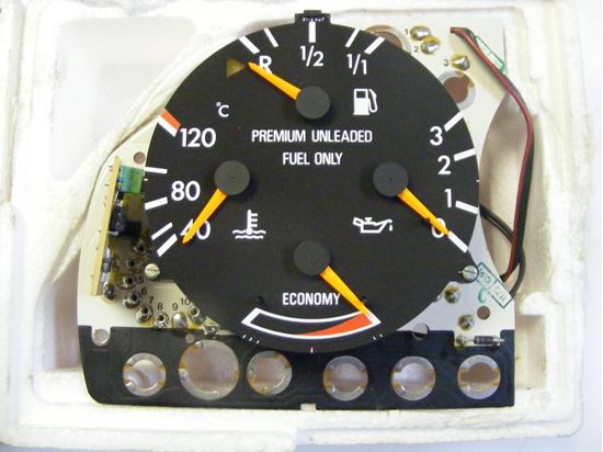 Picture of Mercedes instrument cluster, 2015423401